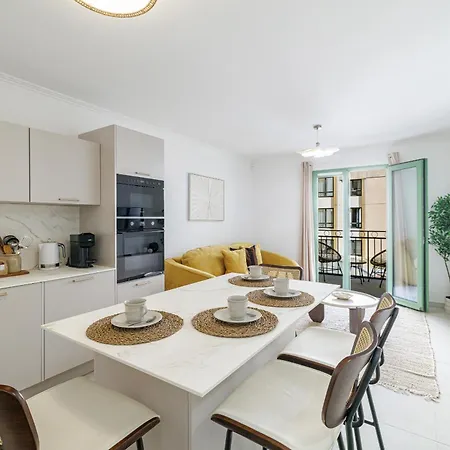 Appartement Quiet & Pretty 1 Bdr In The Center *