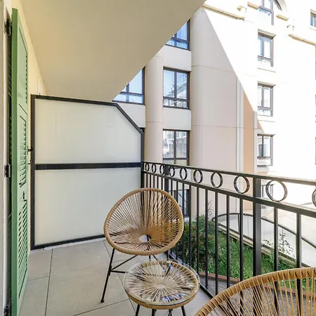 Quiet & Pretty 1 Bdr In The Center Appartement